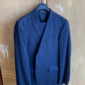 Tommy Hilfiger Mens 2 Piece Blue Suit Size 44L